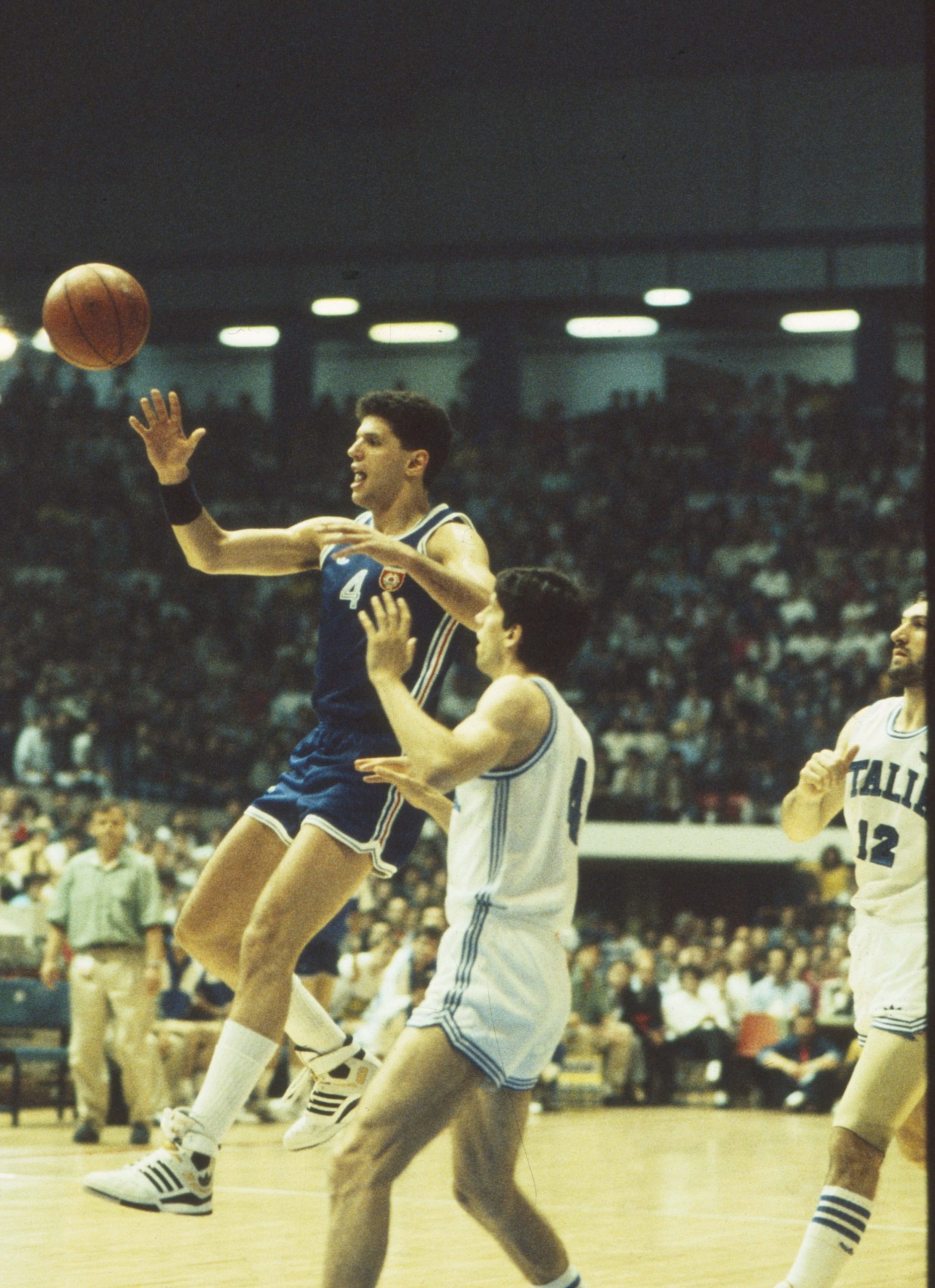 . Dražen Petrović (4), Europsko prvenstvo u košarci, Ledena dvorana Doma sportova, Zagreb, 20.-26.06.1989., autor: Robert Valai,